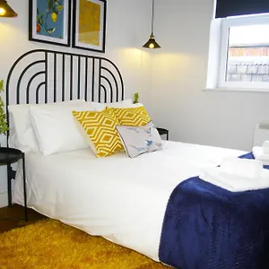Stunning 1 Bed In Centre - Free Parking - Yorkshire Accommodates Apartment Ripon