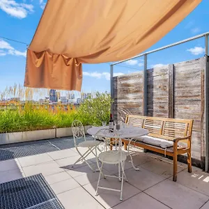 360° View Loft 2 Apartment